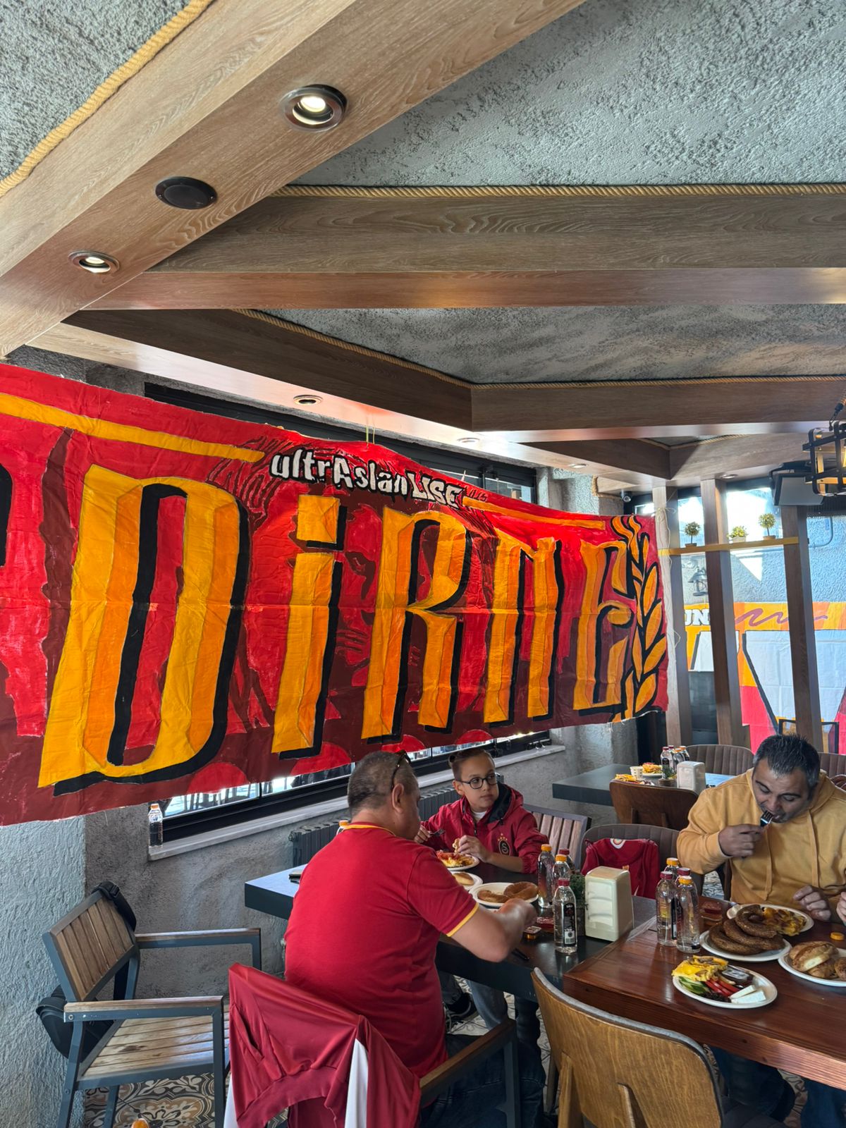ultrAslanLİSE Edirne Temsilciliğimiz Geleneksel Kahvaltıda Buluştu — 4